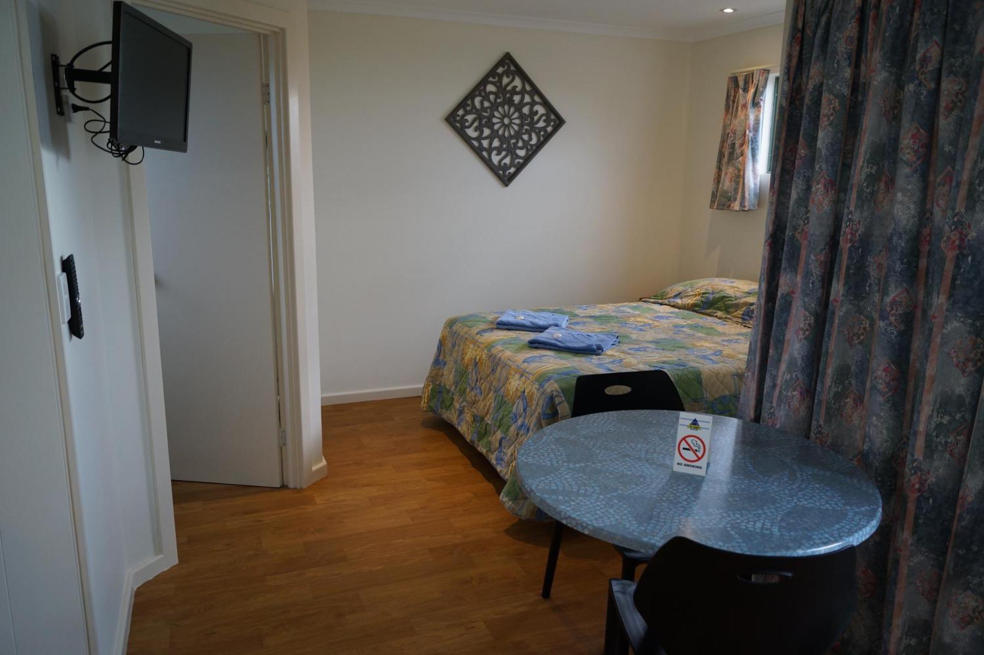 Lake Albert Caravan Park Hotel Meningie Стая снимка