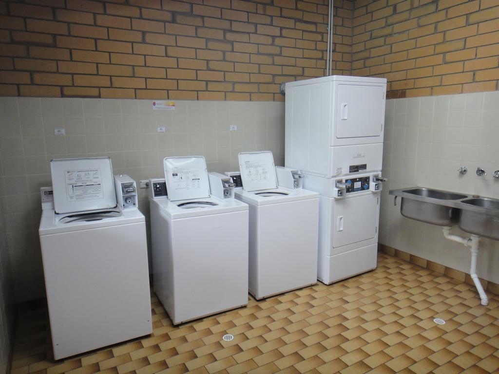 Lake Albert Caravan Park Hotel Meningie Екстериор снимка