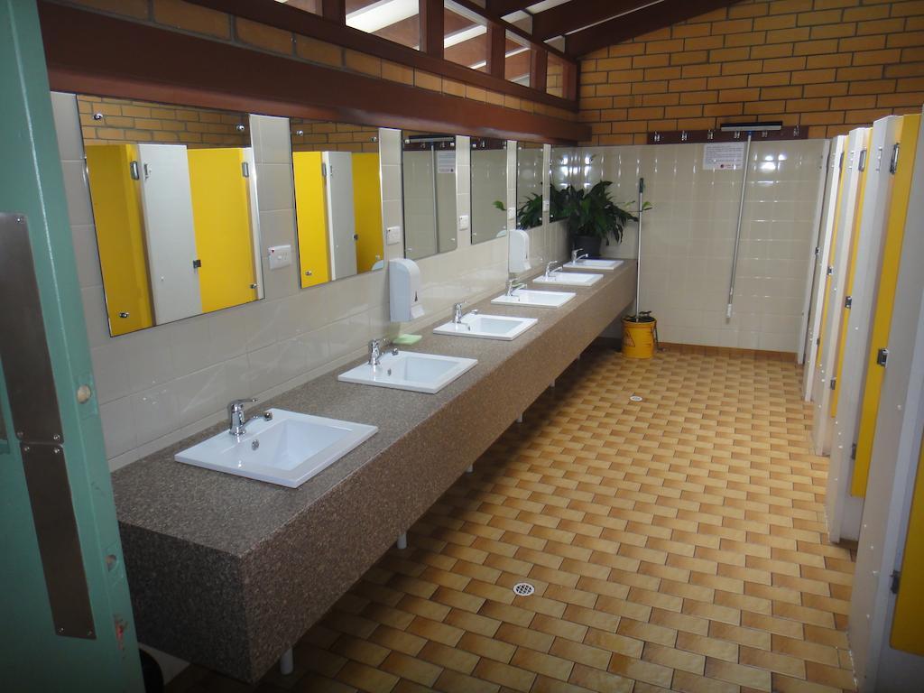 Lake Albert Caravan Park Hotel Meningie Стая снимка